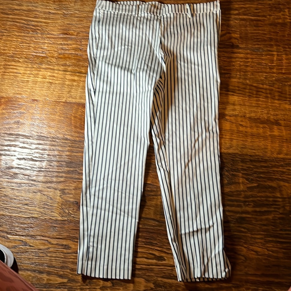 Striped jeans that ride on your hip